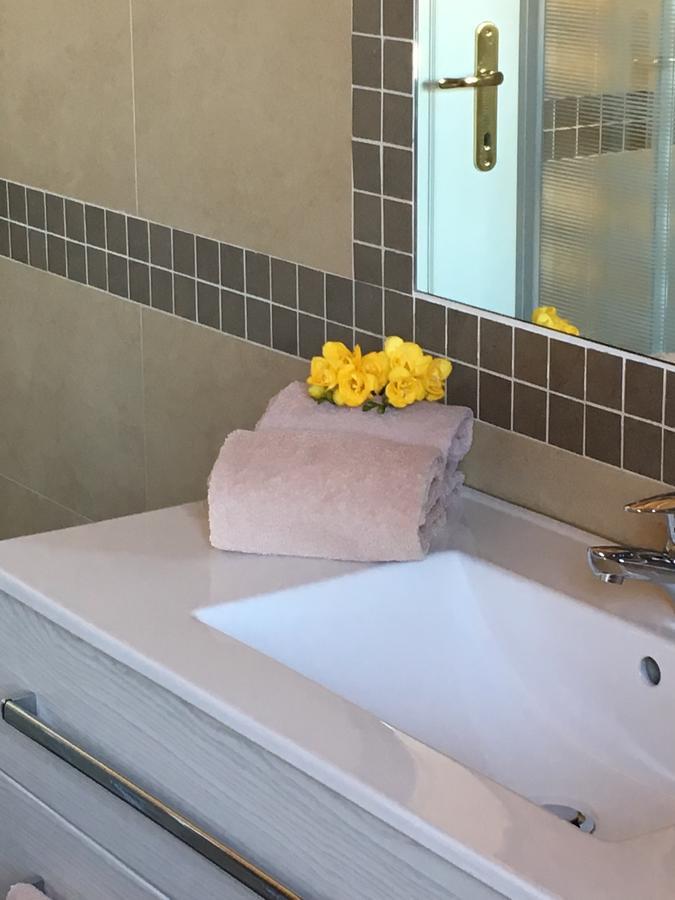 Hotel Margherita Meuble ซีร์มิโอเน ภายนอก รูปภาพ