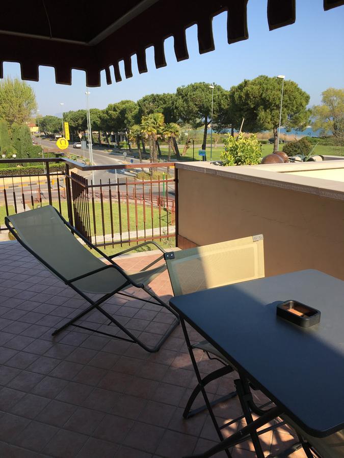 Hotel Margherita Meuble ซีร์มิโอเน ภายนอก รูปภาพ