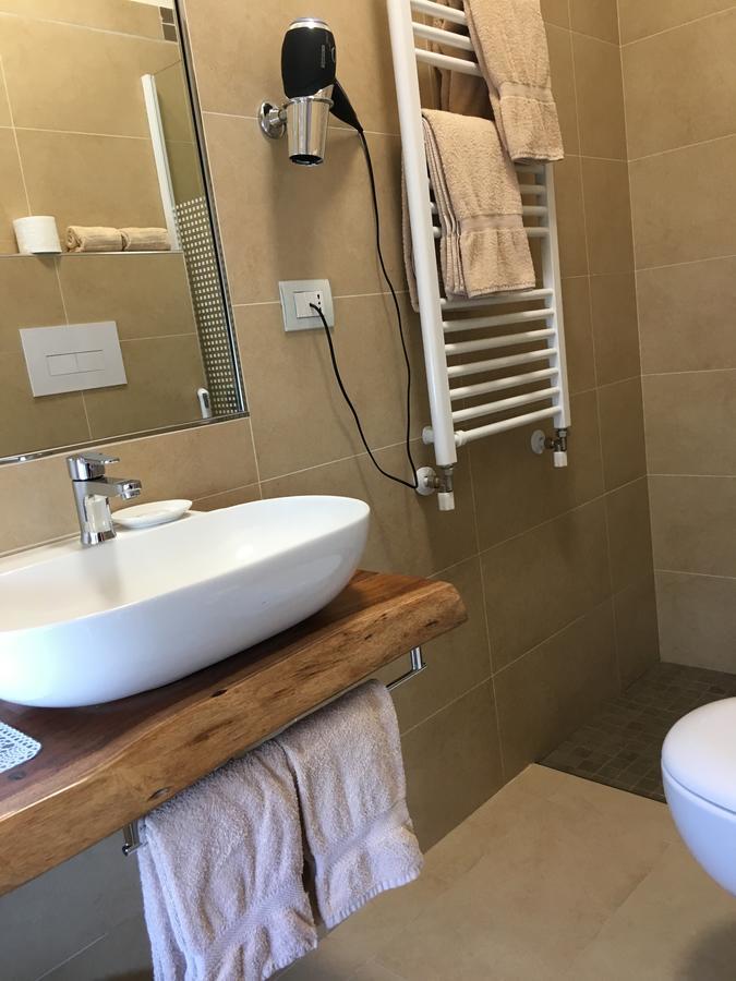Hotel Margherita Meuble ซีร์มิโอเน ภายนอก รูปภาพ