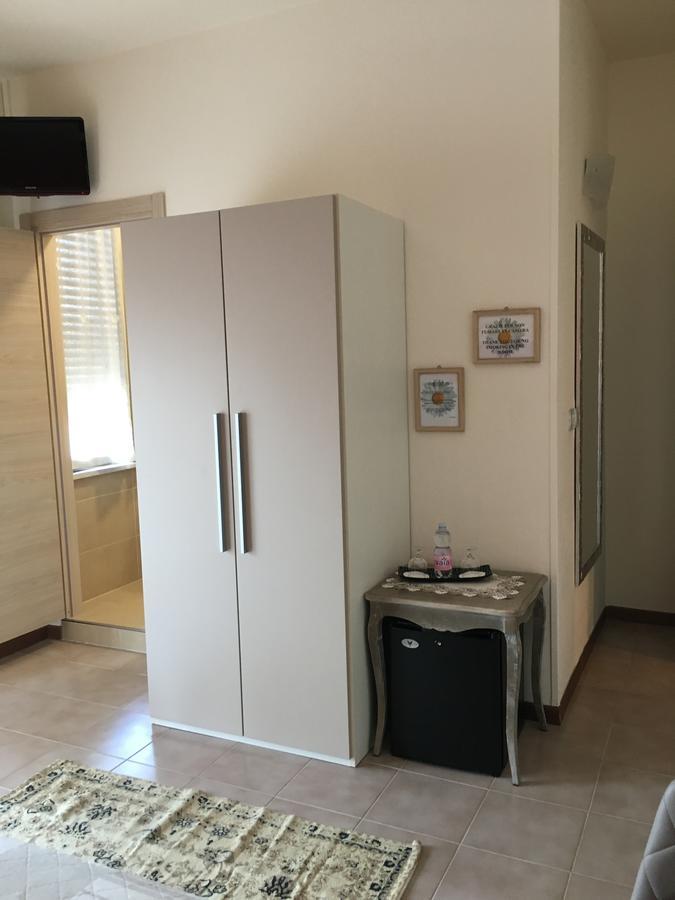 Hotel Margherita Meuble ซีร์มิโอเน ภายนอก รูปภาพ